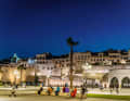 Flaniermeile am Abend: die Hafenpromenade von Tanger unterhalb der Medina
