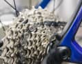 Mit zwölf Ritzeln am Hinterrad schließt die neue Ultegra-Schaltung zum Stand der Technik auf. Die Kette stammt von der MTB-Gruppe XT.