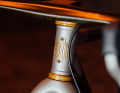 The frame of the 32" gravel bike comes from steel experts Rotor in Leipzig and has been customised with carbon tubes.