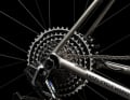 Le vélo de gravel Angel Element est compatible aussi bien avec les transmissions électroniques que mécaniques.