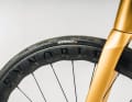The wave profile of the Ennoble rims is reminiscent of Zipp models