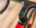 Smart integration: display and button for controlling the support levels are integrated in the stem.