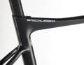 The design of the frame is unmistakable, especially the visually somewhat "sagging" top tube stands out