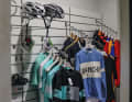 In Erik Schmauss' store there were, among other things, triktos in the Bianchi look to marvel at.