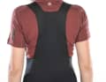 The Gonso is equipped with airy mesh at the back. This also keeps the straps neatly in place