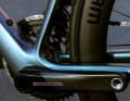 Towards the bottom bracket, the seat tube becomes thinner and thinner, which should increase the suspension comfort of the new Cannondale.