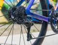 Die Shimano Dura-Ace Di2 schaltet elektronisch. Die Kette läuft über ein 12fach-Ritzel mit 11-30 Zähnen.