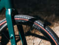 Le nouveau pneu Gravel de Hutchinson complète la série Caracal avec le pneu vélo All Road.