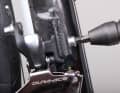 4. adjust the front derailleur and hold it in the correct position. Tighten the screw again according to the manufacturer's recommendation (usually 5 to 7 Newton metres for base mounting).