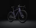Les deux modèles en aluminium sont basés sur la même géométrie que les versions en carbone.