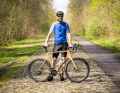 TOUR-Reporter Sebastian Lindner mit dem Cervélo Soloist im Wald von Arenberg