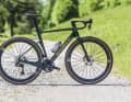 Le Fascenario.X est le deuxième gravel bike sportif de la gamme Storck.