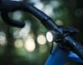 Lupine hat seiner beliebten kompakten StVZO-Leuchte SL Nano AF ein Update spendiert. Der Winzling leistet nun maximal 1300 Lumen.