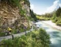 Fine gravel paths lead along the young Inn in the Lower Engadine between Zernez and Scuol