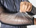 Shimano : le matériau est si flexible qu'il s'adapte bien au corps si la taille est adaptée.