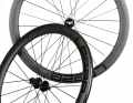 Les roues aérodynamiques affinent l'apparence, réduisent le poids et sont plus rapides