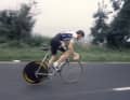 Victoire à domicile : Sean Kelly lors du contre-la-montre individuel entre sa ville natale de Carrick-on-Suir et Clonmel, lors de la Nissan Classic en Irlande en septembre 1985. Kelly a remporté le contre-la-montre et le classement général.