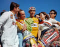 Le début d'une ère : lors du Tour de France 1969, Eddy Merckx s'est emparé pour la première fois du maillot jaune et l'a porté en vainqueur à Paris. C'est la première de ses cinq victoires au classement général du Tour de France.