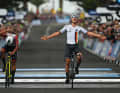 Emil Herzog defeated Antonio Morgado by a hair's breadth in an extremely long sprint at the World Championships in Australia