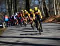 At Kuurne-Brussels-Kuurne, Jumbo-Visma takes the peloton apart around 80 kilometres before the finish