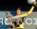 Les trophées cyclistes attirent toujours l'attention par leur curiosité. Lors de la course d'un jour Kuurne-Bruxelles-Kuurne, le vainqueur reçoit par exemple un âne en peluche.