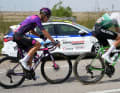 Zwei Ausreißer fahren lange an der Spitze: Jetse Bol (Burgos-BH) und Abel Balderstone (Caja Rural)