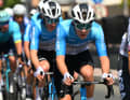 A titre de comparaison, voici à quoi ressemblait l'ancien maillot de Decathlon AG2R La Mondiale