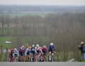 As a result, a breakaway group with some of the favourites, including Wiebes, broke away, but was caught again on the last lap.