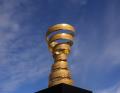 Um sie ging es: die Trofeo Senza Fine. Der Pokal für den Gesamtsieger des Giros.