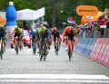 Der zweite Platz war hart umkämpft. Am Ende holte ihn Daniel Felipe Martinez vor Geraint Thomas.