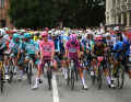 Auf der 3. Etappe des Giro d'Italia 2024 trug Tadej Pogacar erstmals das Trikot des Gesamtführenden der Rundfahrt