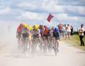 La 9ème étape du Tour de France s'est déroulée sur 32 kilomètres de terre.