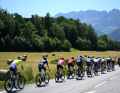 Un groupe de plus de 30 coureurs a finalement réussi à s'échapper...