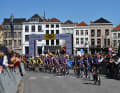 Die Flandern-Rundfahrt 2025 der Frauen startete in Oudenaarde