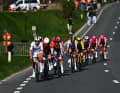 In the peloton there was a lot of pressure on the accelerator pedal, so that little by little the fugitives were caught up and the peloton thinned out more and more