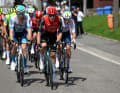 A leading group formed around Hannes Wilksch and Mathis Le Berre (front)