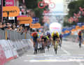 Mads Pedersen s'est assuré la victoire grâce à un long sprint.