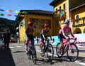 Einen letzten Tag in Rosa genoss Anna Henderson zum Start der 4. Etappe des Giro d'Italia Women.