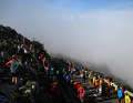 Les hommes ont déjà testé le final de l'Angliru en 2025. Les femmes connaissent déjà l'ambiance mystique des années précédentes, par exemple de l'Alpe d'Huez 2024 lors du Tour de France.