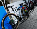 Sur le plan aérodynamique, le SuperSix Evo 2026 devrait bénéficier d'un avant redessiné. La photo montre le vélo de la championne du monde Magdeleine Vallières.