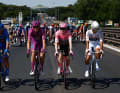 Team Visma Lease a Bike Danish rider Die vier Trikotsieger: Guilio Ciccone (Lidl – Trek), Paul Magnier (Soudal Quick-Step), Jonas Vingegaard (Team Visma | Lease a Bike) und Afonso Eulalio (Bahrain Victorious).