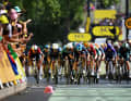 Le sprint final pour la victoire d'étape à Bordeaux.