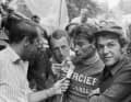 Many stars from the worlds of art and culture have always enjoyed posing with cyclists. Here the singer Salvatore Adamo (right) being interviewed with Poulidor by Robert Chapatte during the Tour de France