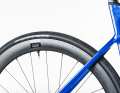... and carbon wheels.