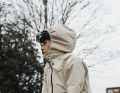 ... mais aussi lors de longues randonnées d'une journée avec un temps changeant. Capuche ouverte - capuche fermée assure un meilleur confort dans des conditions inconfortables.