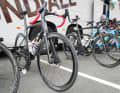 BMC Teamachine dans sa version "Masterpiece" au Tour de France : des indices comme la ressemblance avec les cadres Stoll parlent en faveur de la fabrication chez Bike Ahead en Allemagne. Officiellement, BMC n'en parle pas