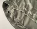 The waistband stays in place thanks to the gel tape.