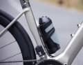 As standard: the 180 Wh XPro battery, shaped like a water bottle, is mounted on the frame.