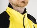 A small garage at the front of the collar protects the neck from pressure points caused by the zip