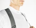Assos Mille GT Winter Jacket Evo: The wide and monoelastic straps lie flat without pinching